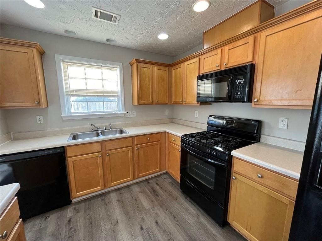 1854 Pierce Way - Photo 2
