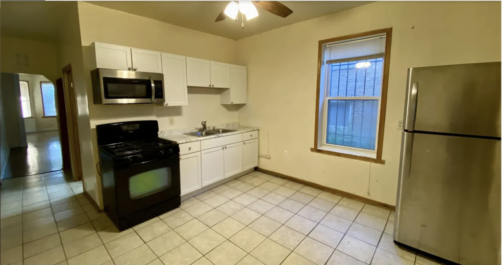 4833 W Montana Street - Photo 2
