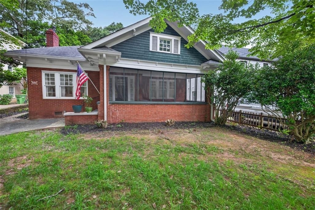 582 Clifton Road Ne - Photo 0