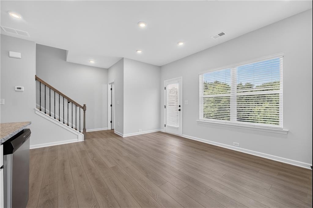 58 Jacobs Farm Lane - Photo 14