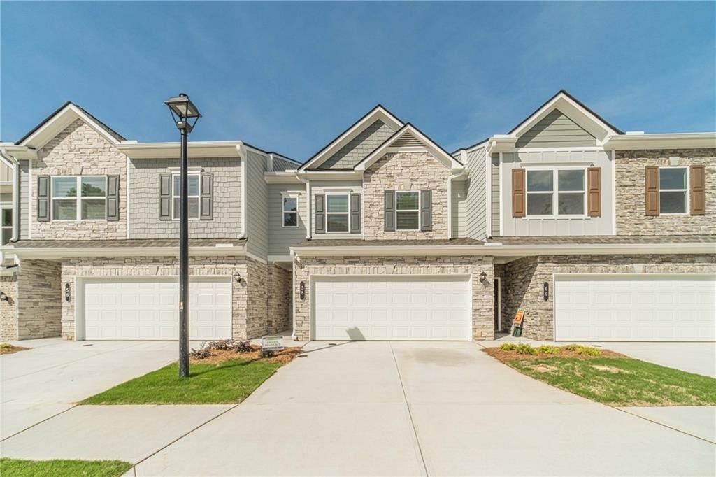 58 Jacobs Farm Lane - Photo 1