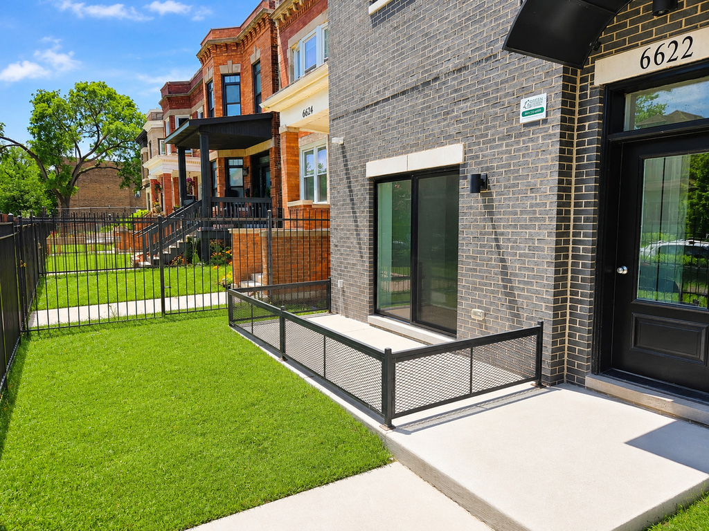 6622 S University Avenue - Photo 8
