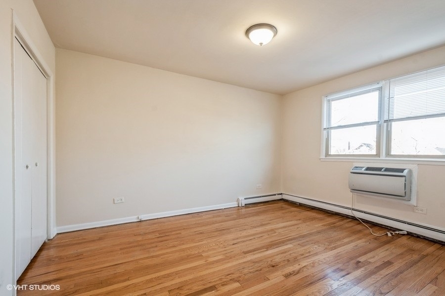 2001 W Touhy Avenue - Photo 3