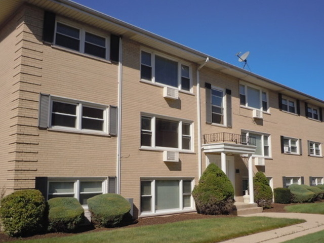 5037 N East River Road - Photo 0