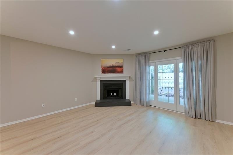 2179 Surrey Court Se - Photo 9