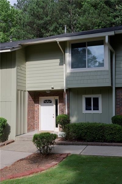 2179 Surrey Court Se - Photo 1