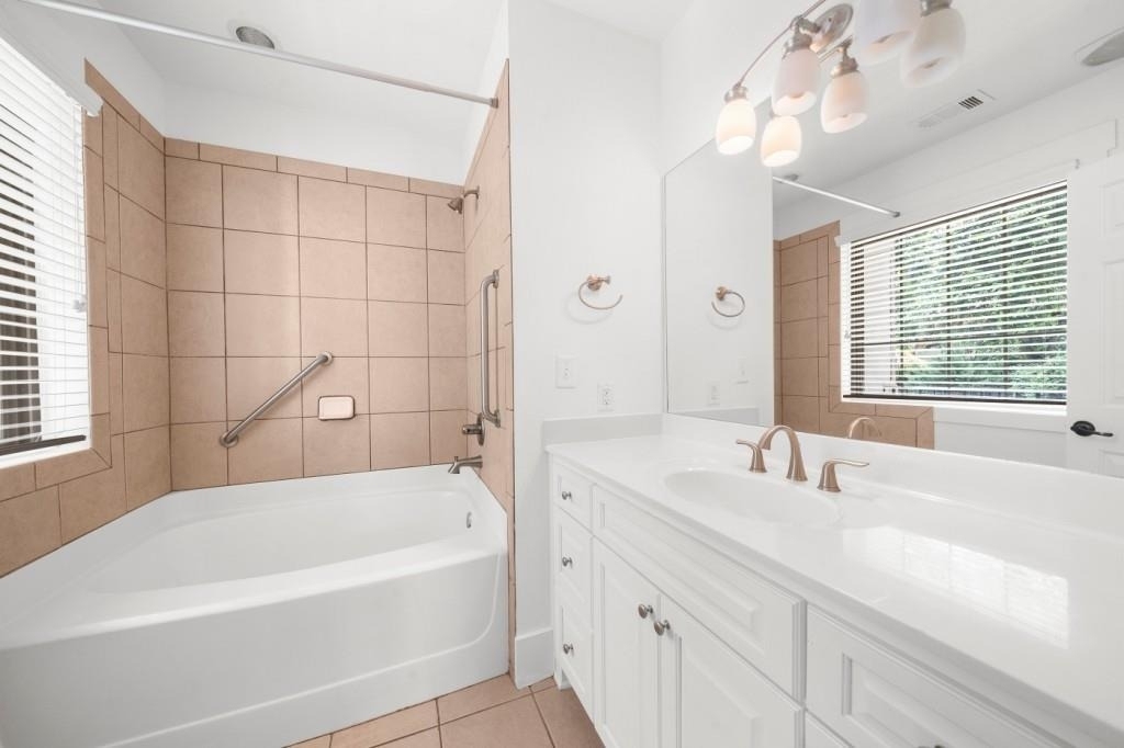 2360 Logan Circle Ne - Photo 29