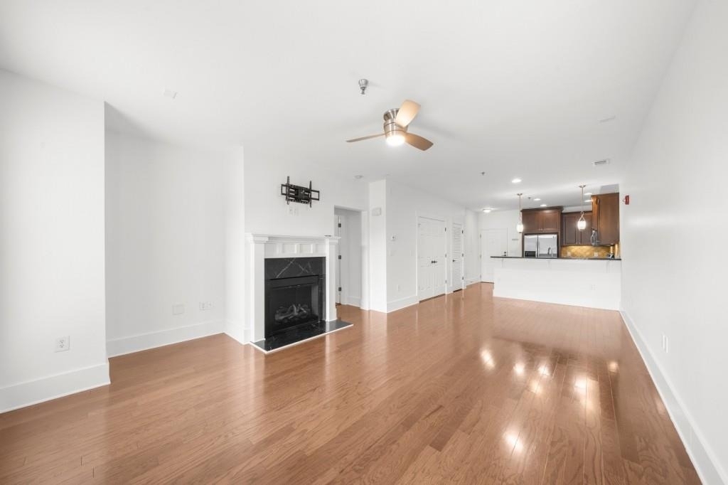 2360 Logan Circle Ne - Photo 18