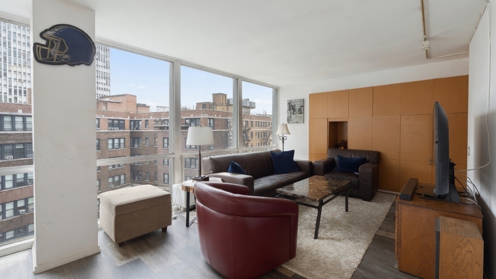 2400 N Lakeview Avenue - Photo 8