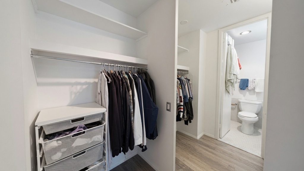 2400 N Lakeview Avenue - Photo 19
