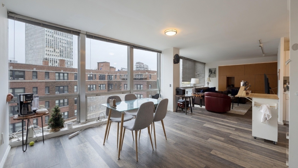 2400 N Lakeview Avenue - Photo 4