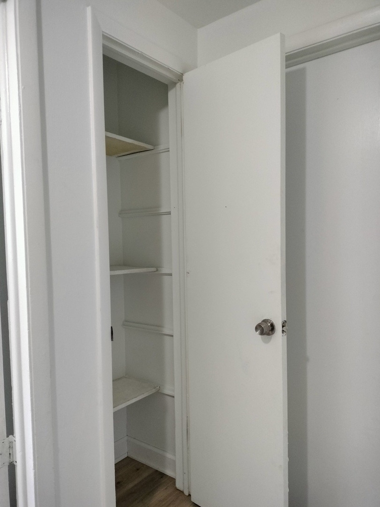7910 S Muskegon Avenue - Photo 7