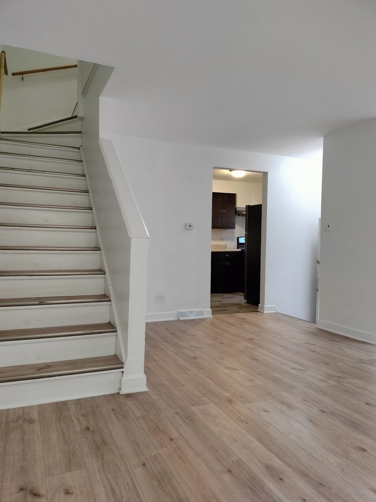 7910 S Muskegon Avenue - Photo 14