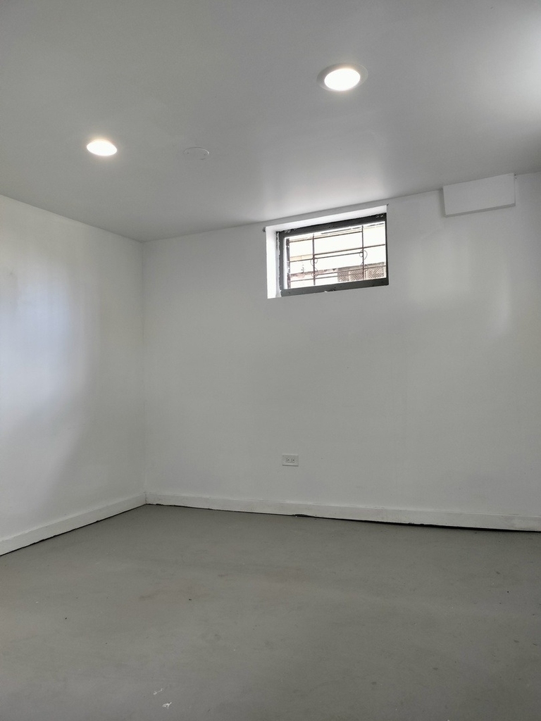 7910 S Muskegon Avenue - Photo 3