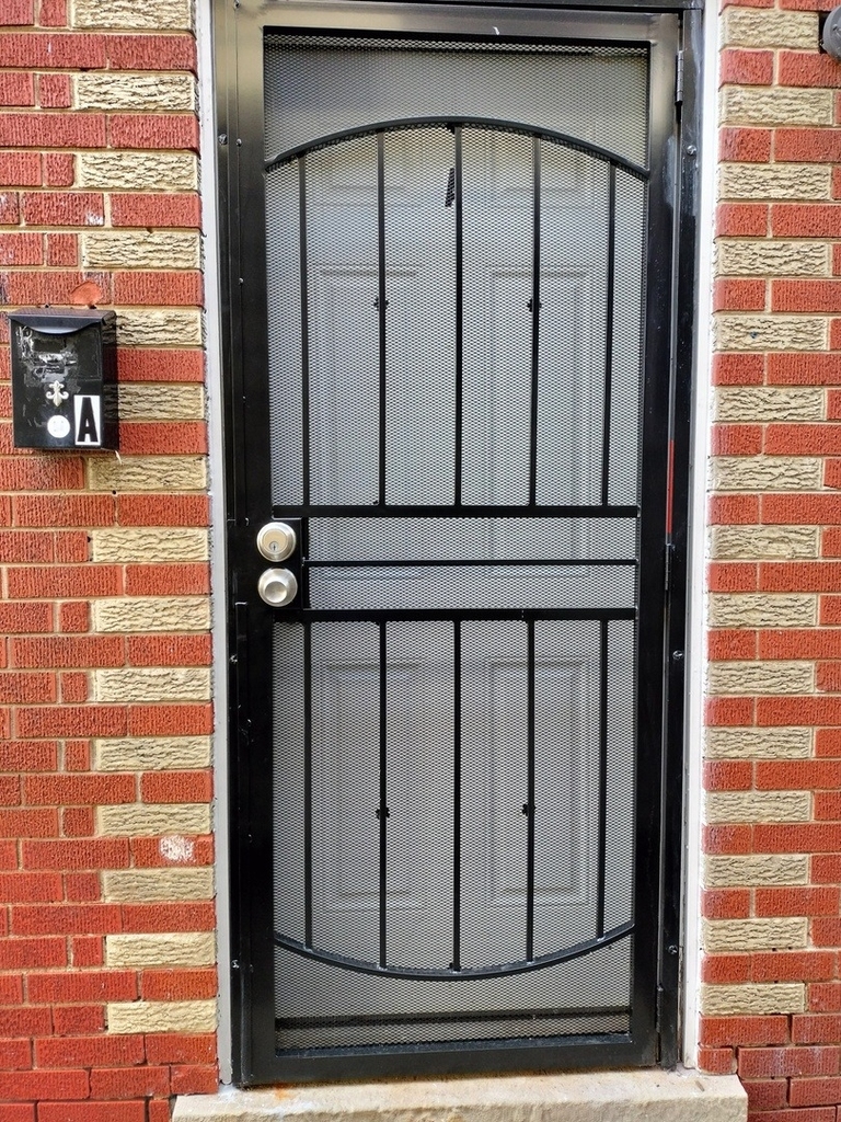 7910 S Muskegon Avenue - Photo 1