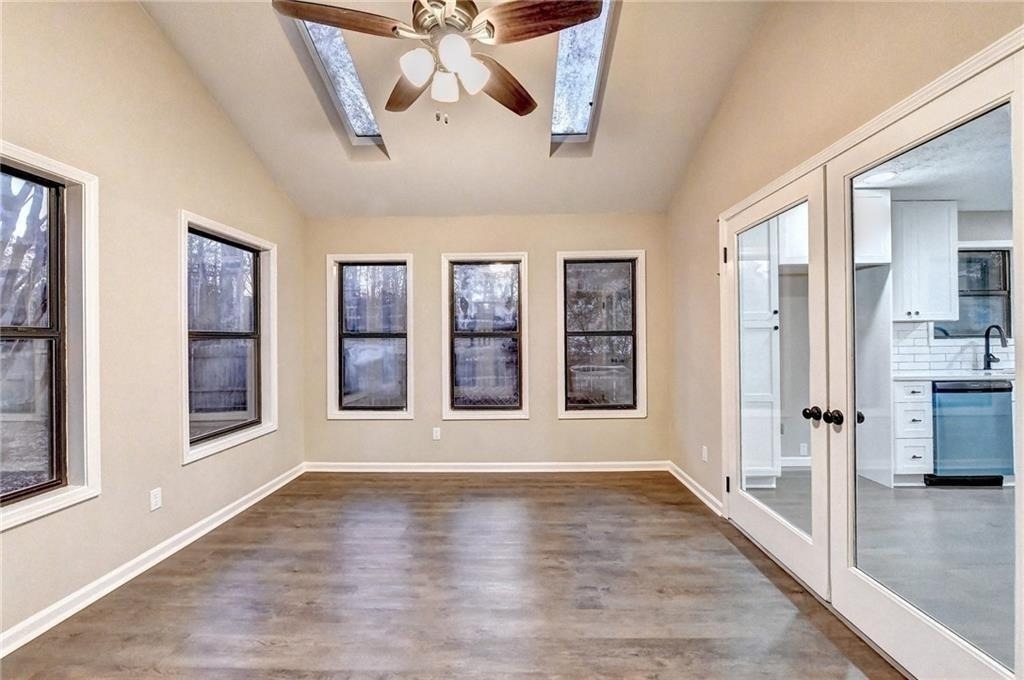 3372 Cottonwood Lane - Photo 11