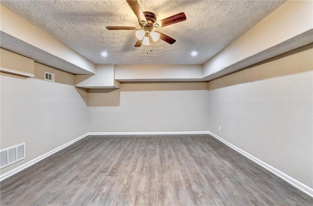 3372 Cottonwood Lane - Photo 12