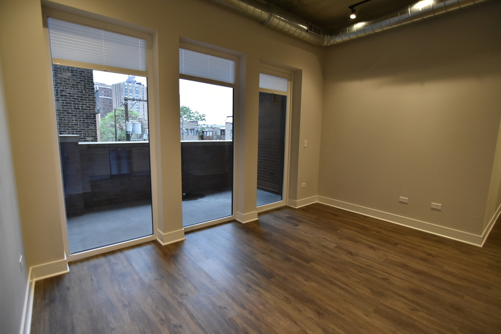 3833 N Broadway Street - Photo 10