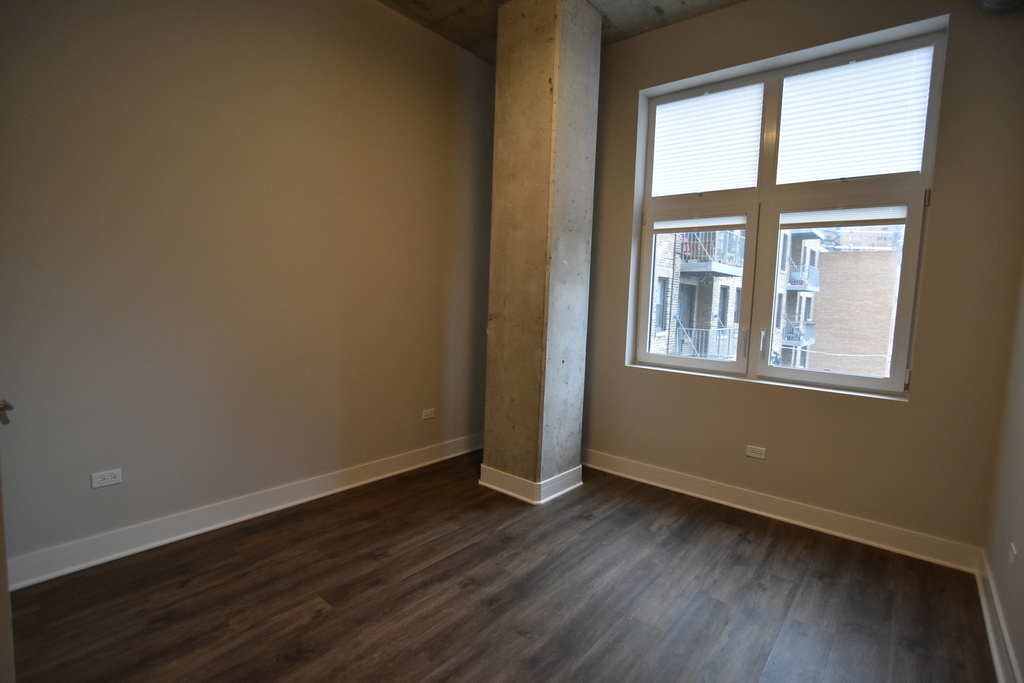 3833 N Broadway Street - Photo 8