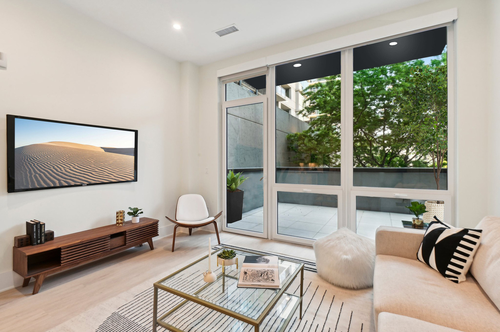 812 W Adams Street - Photo 8