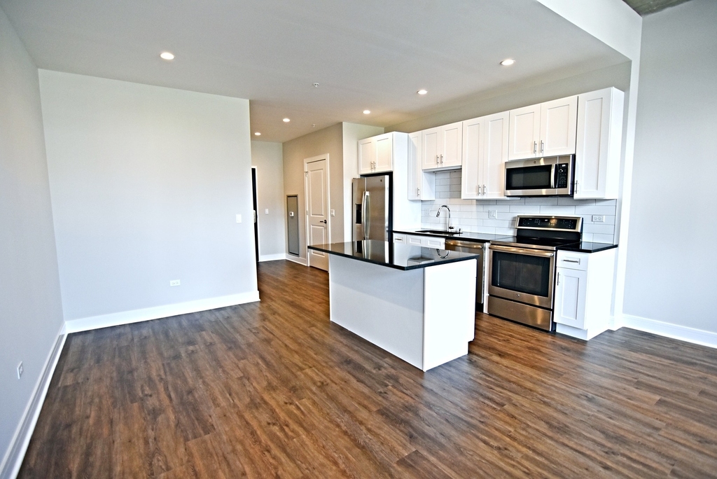 3833 N Broadway Street - Photo 12