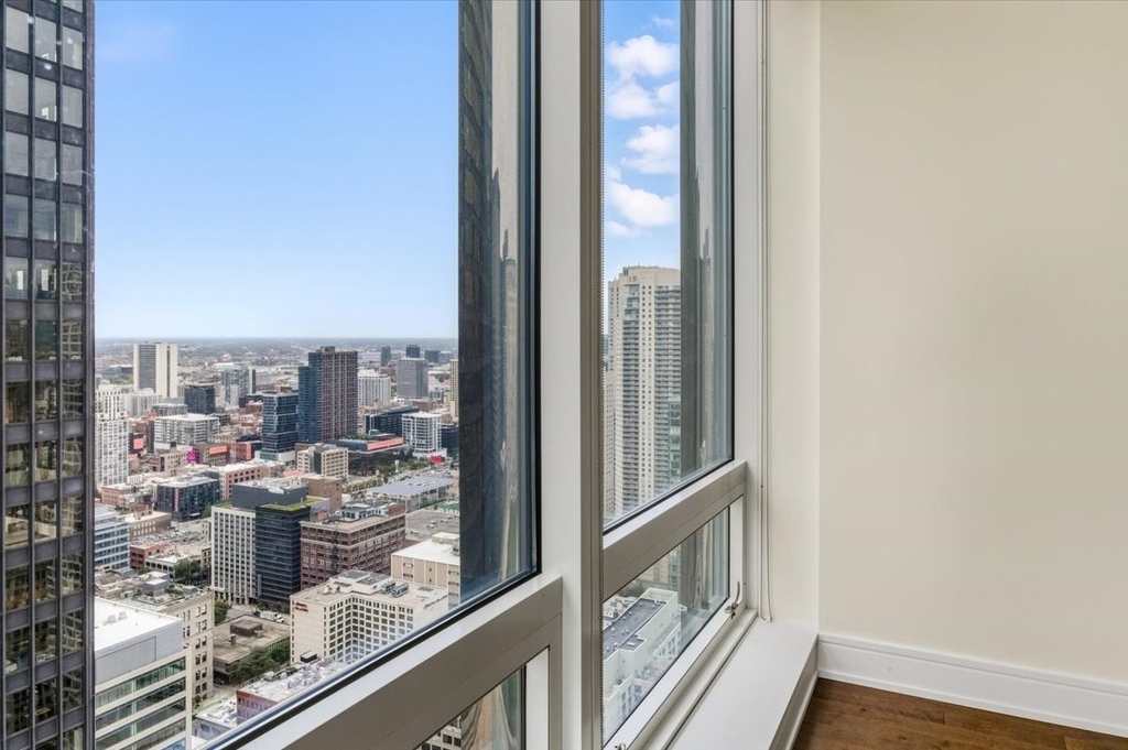 401 N Wabash Avenue - Photo 19