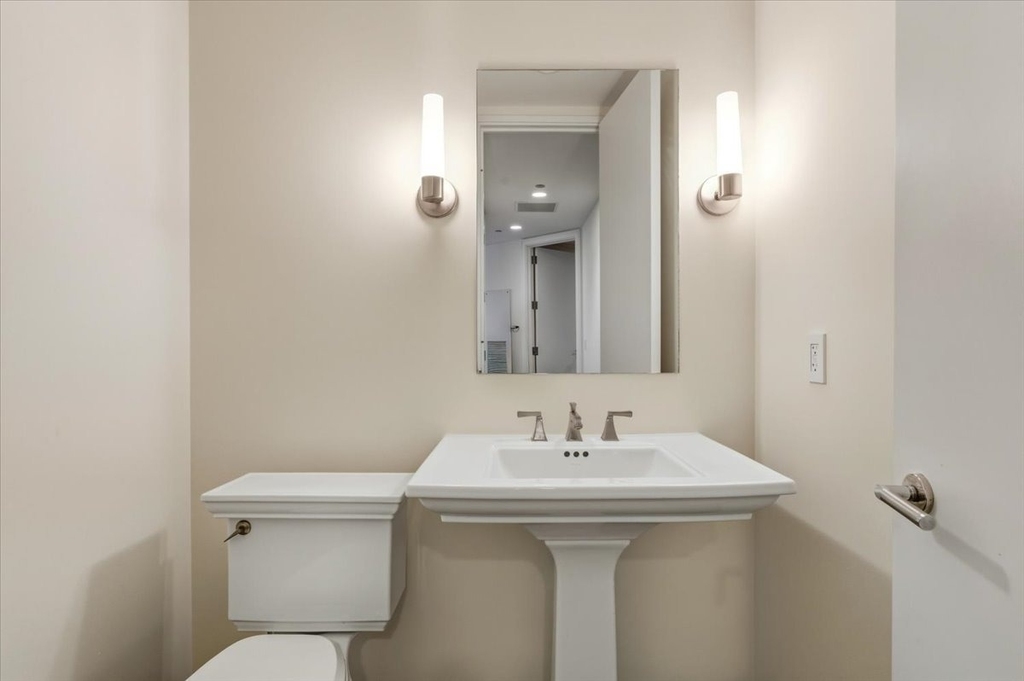 401 N Wabash Avenue - Photo 12