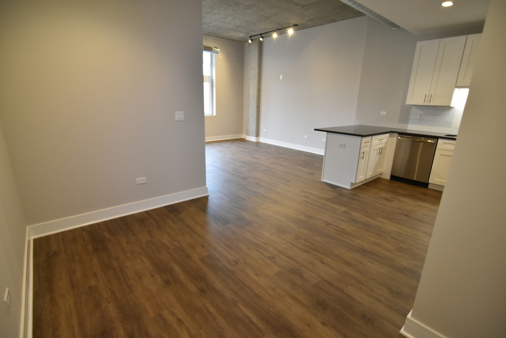 3833 N Broadway Street - Photo 7