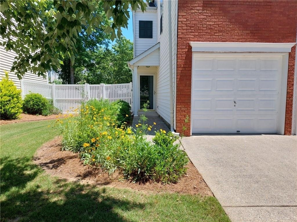 13361 Harpley Court - Photo 2