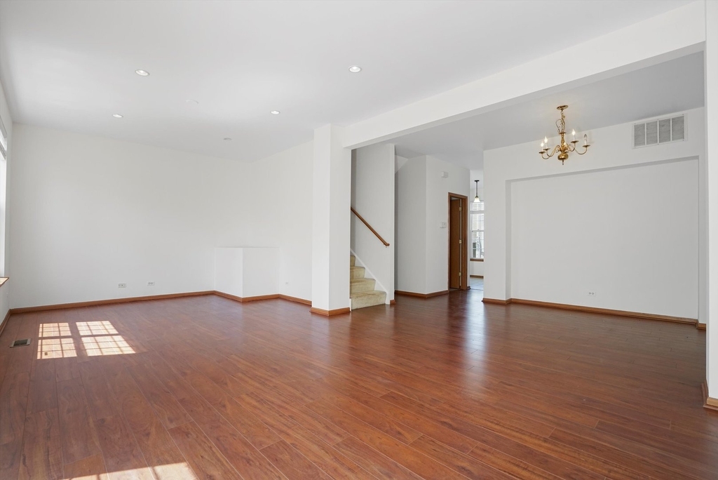 2304 Hudson Circle - Photo 8