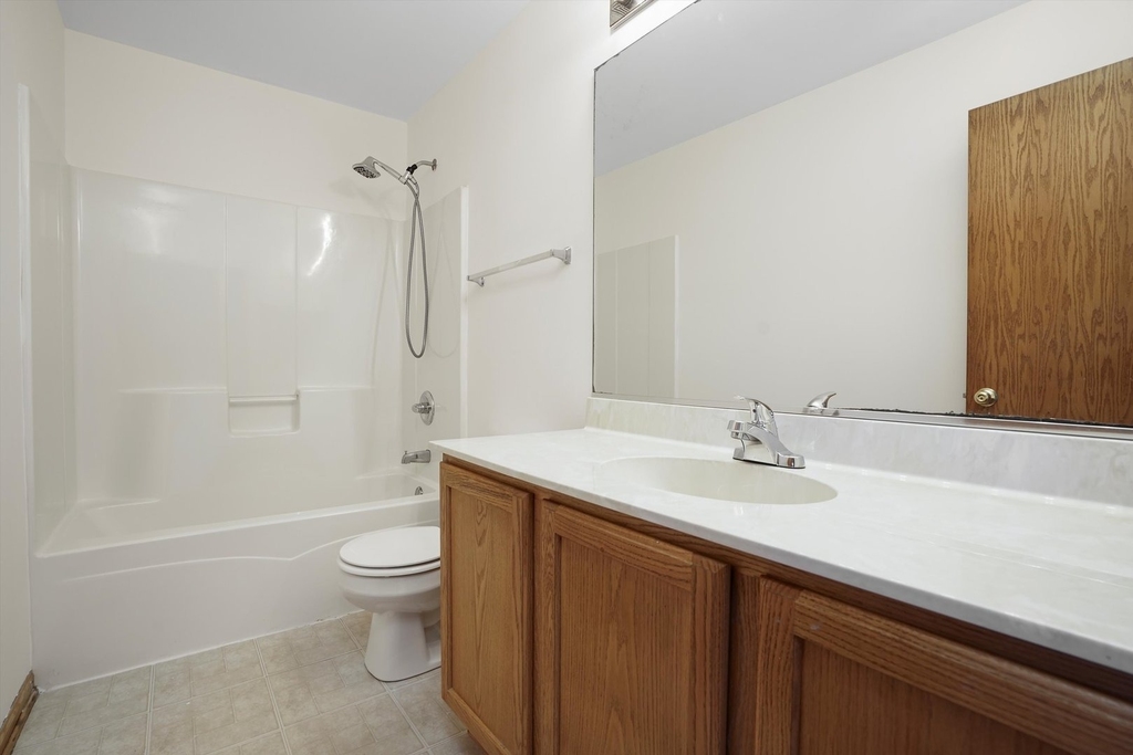 2304 Hudson Circle - Photo 18