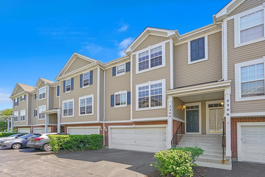 2304 Hudson Circle - Photo 1
