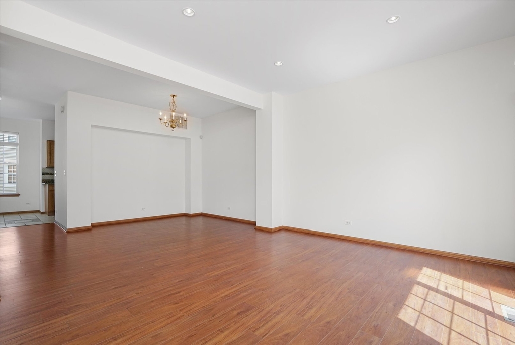 2304 Hudson Circle - Photo 9