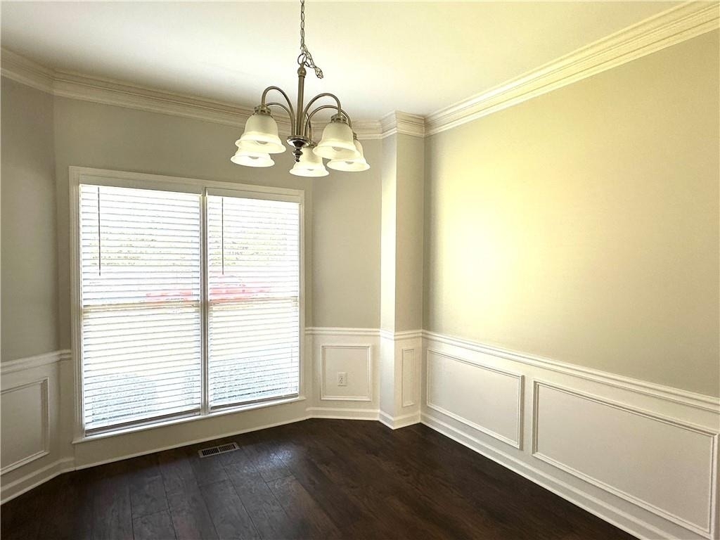 2020 Bentwood Court - Photo 7