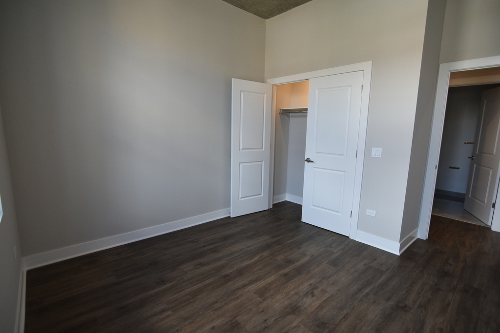 3833 N Broadway Street - Photo 10