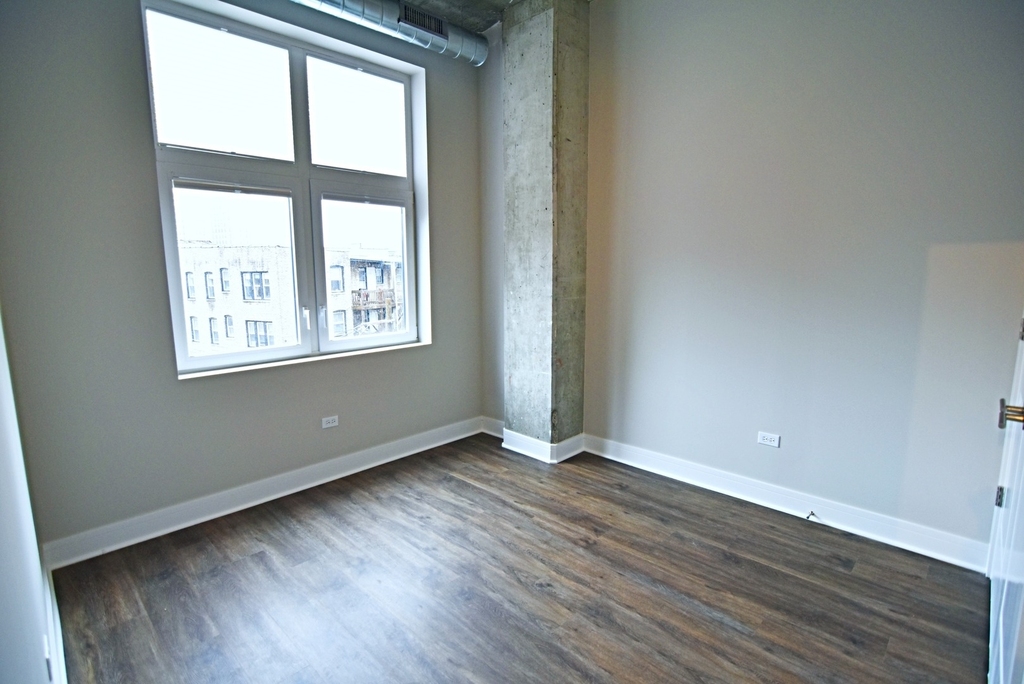 3833 N Broadway Street - Photo 7