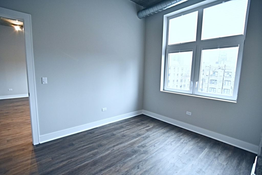 3833 N Broadway Street - Photo 9