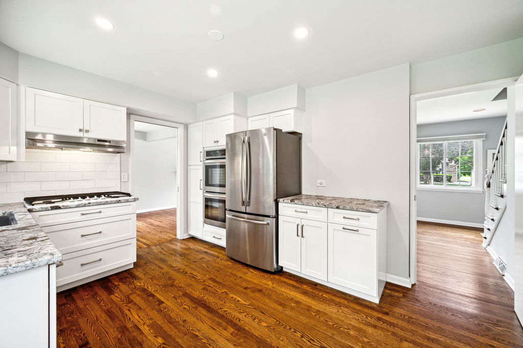 217 Willow Avenue - Photo 6