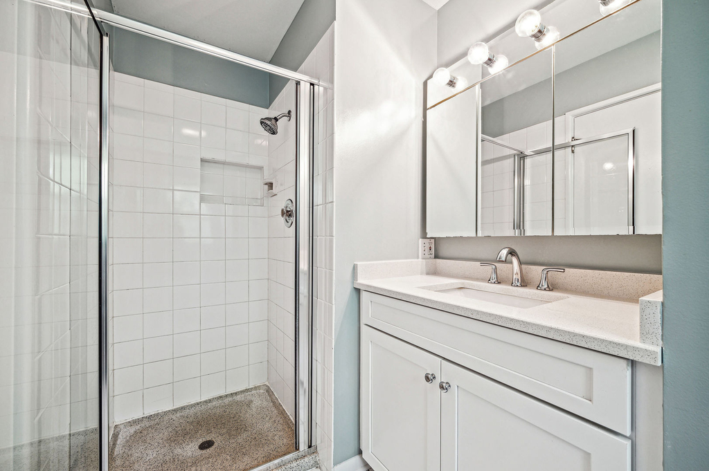 217 Willow Avenue - Photo 11