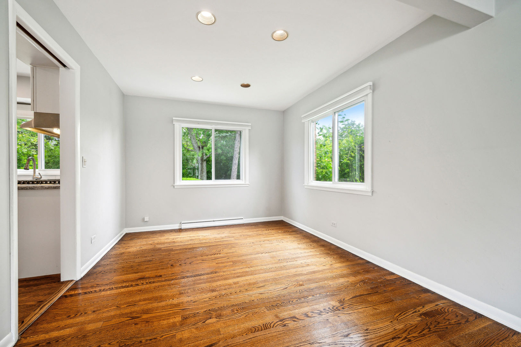 217 Willow Avenue - Photo 3