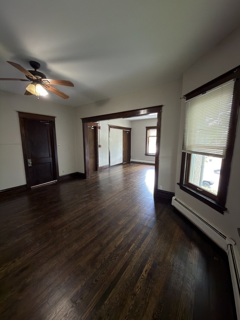 319 Chicago Avenue - Photo 4