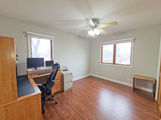5831 W 109th Street - Photo 23
