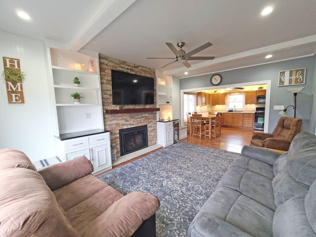 5831 W 109th Street - Photo 7