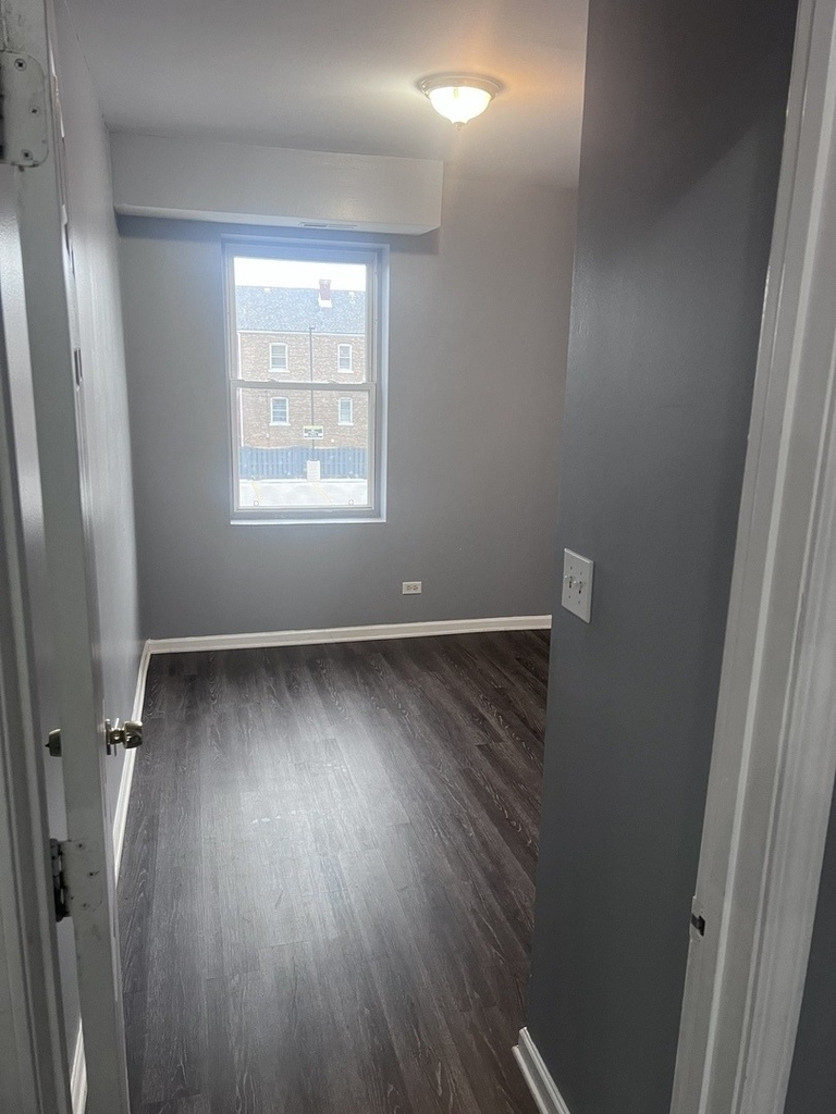 4909 W 14th Street - Photo 4