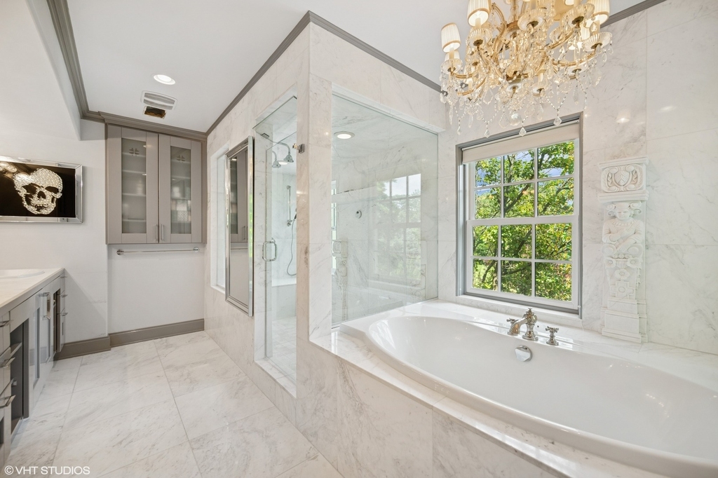 82 Woodley Road - Photo 12