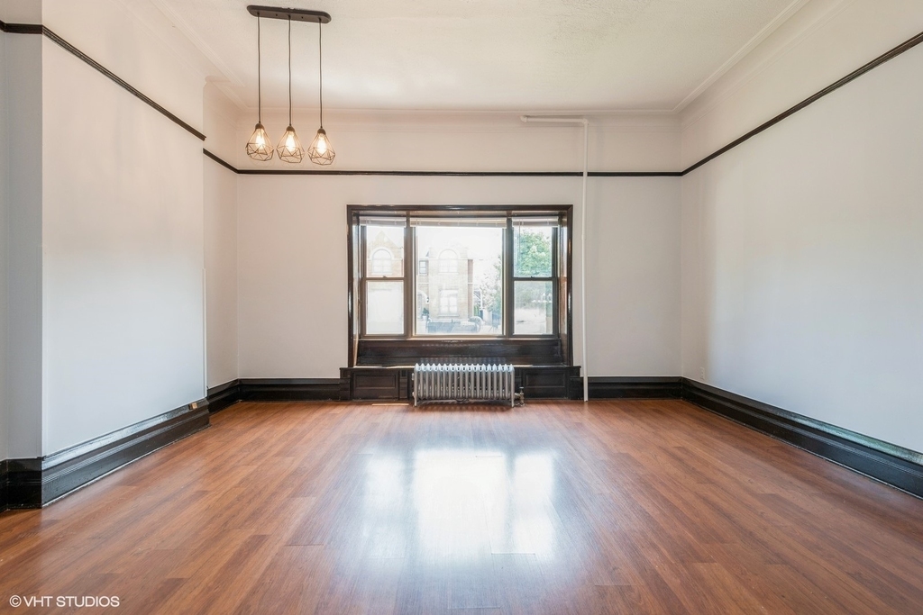 3136 S Prairie Avenue - Photo 5