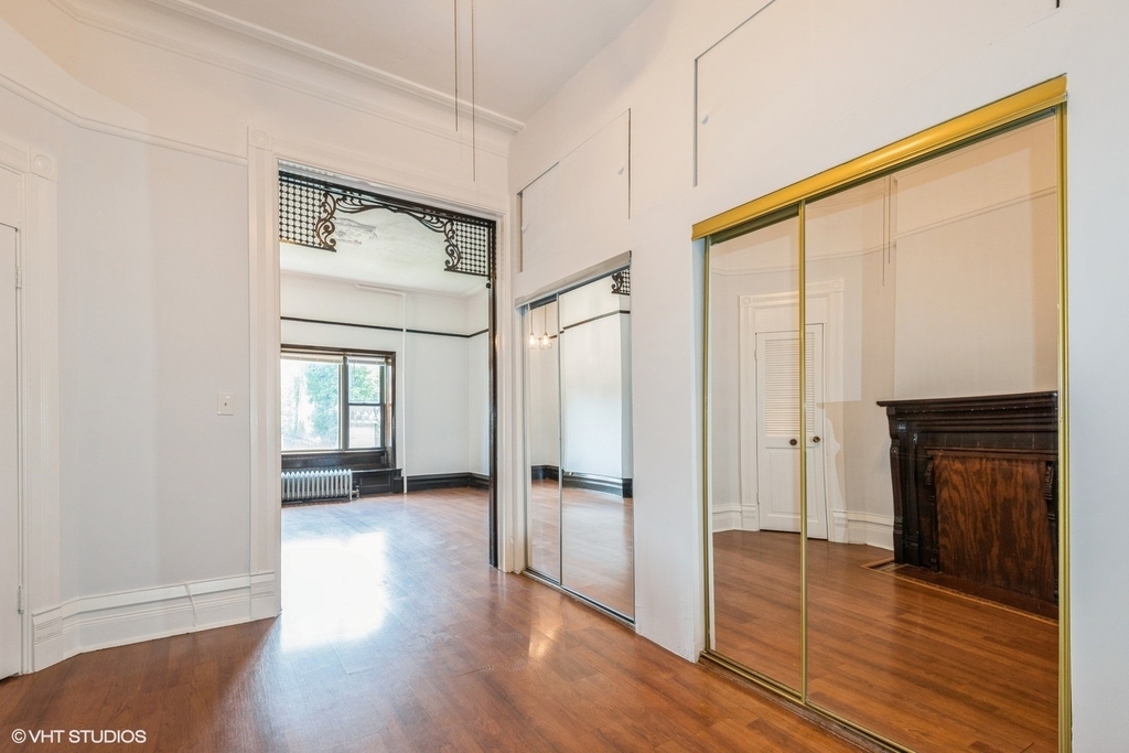 3136 S Prairie Avenue - Photo 11