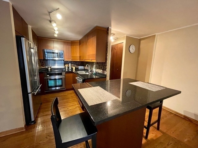 1221 N Dearborn Street - Photo 11