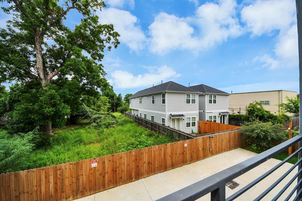 2709 Dennis Street - Photo 46