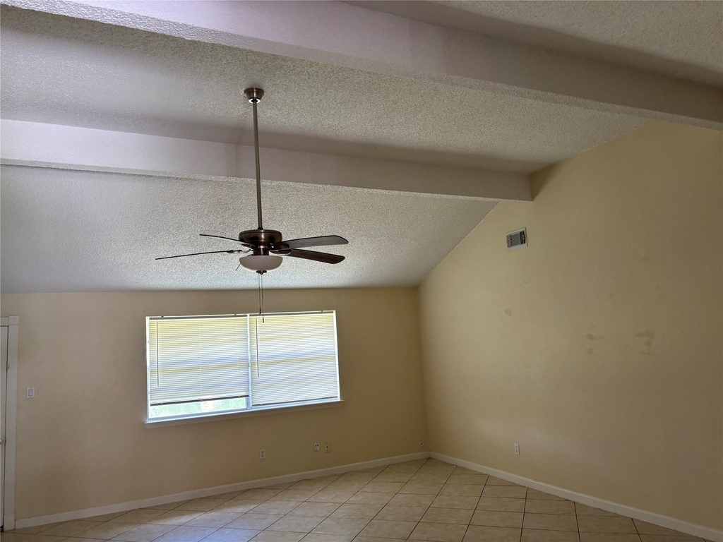 11427 Mulholland Drive - Photo 9